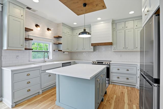 12438 Hawks Landing Drive, Fishers, IN 46037