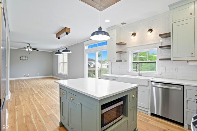 12438 Hawks Landing Drive, Fishers, IN 46037