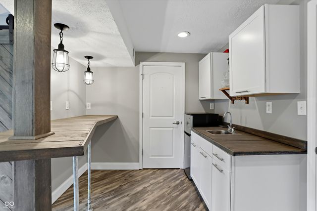 12438 Hawks Landing Drive, Fishers, IN 46037