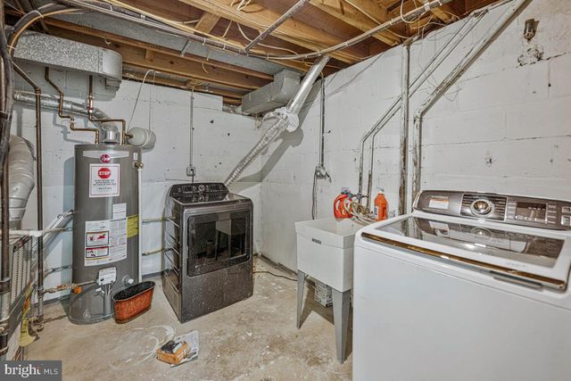 7515 LENHAM DR, Fort Washington, MD 20744