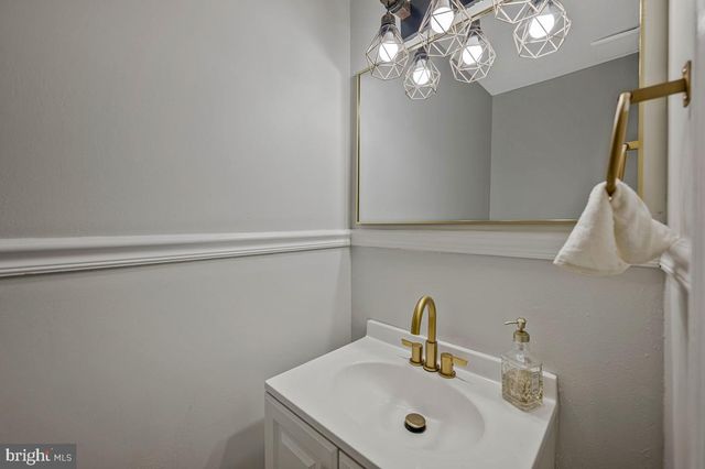 7515 LENHAM DR, Fort Washington, MD 20744