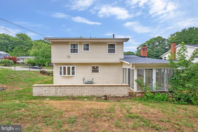7515 LENHAM DR, Fort Washington, MD 20744