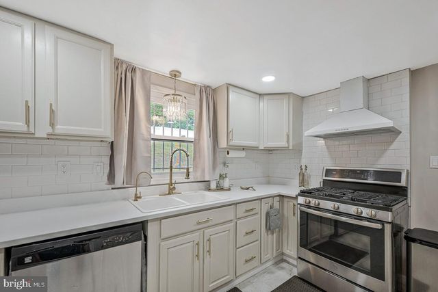 7515 LENHAM DR, Fort Washington, MD 20744
