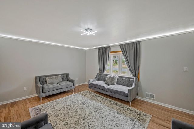 7515 LENHAM DR, Fort Washington, MD 20744