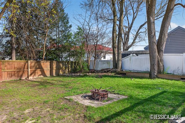 424 S Luray Street, Greenville, MI 48838