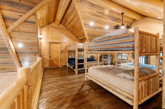 1625 Canadian Dr, Scroggins, TX 75480