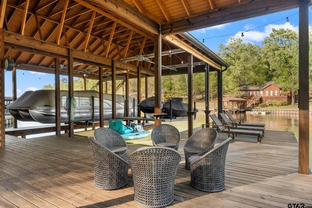 1625 Canadian Dr, Scroggins, TX 75480