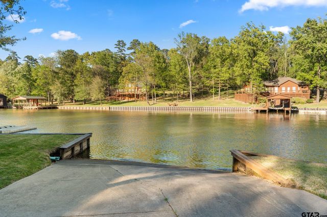 1625 Canadian Dr, Scroggins, TX 75480