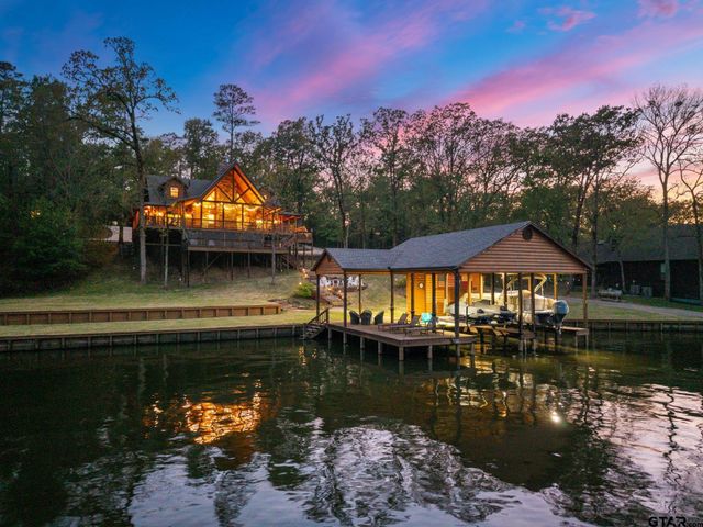 1625 Canadian Dr, Scroggins, TX 75480