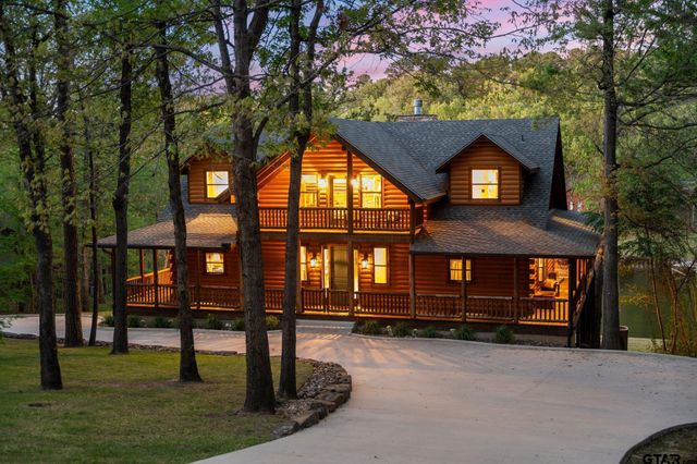 1625 Canadian Dr, Scroggins, TX 75480