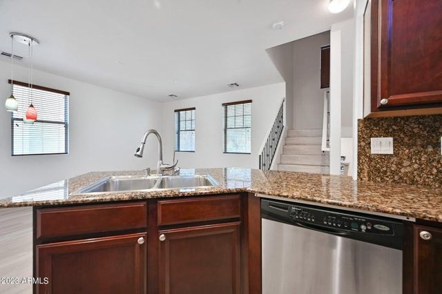 968 W Aspen Way, Gilbert, AZ 85233