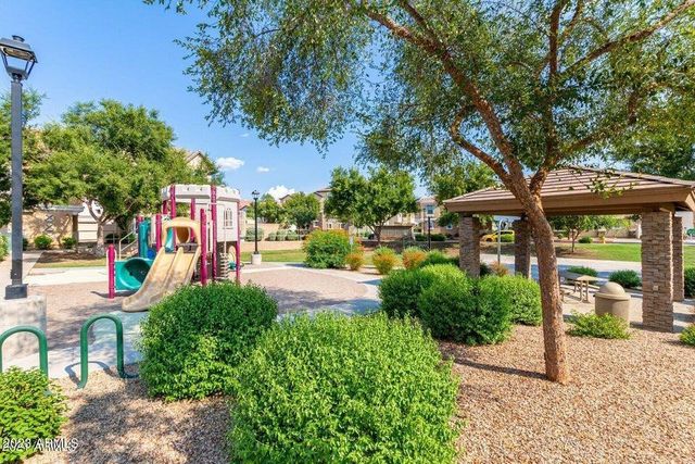 968 W Aspen Way, Gilbert, AZ 85233