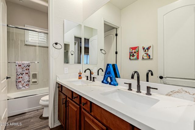 898 W GROVE Street, Litchfield Park, AZ 85340