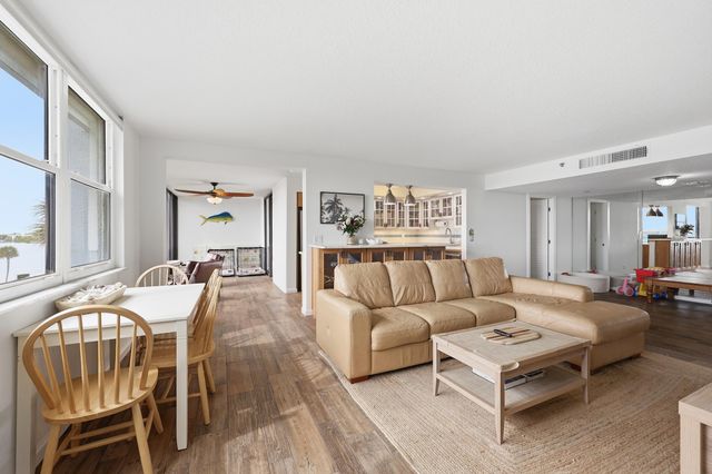 1648 Jupiter Cove Drive 411, Jupiter, FL 33469