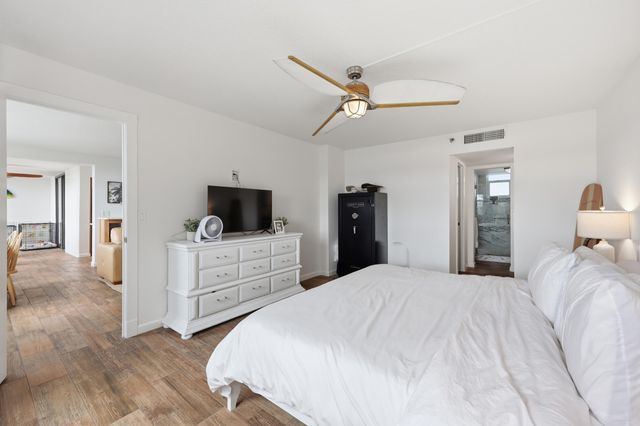 1648 Jupiter Cove Drive 411, Jupiter, FL 33469