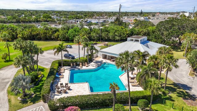 1648 Jupiter Cove Drive 411, Jupiter, FL 33469