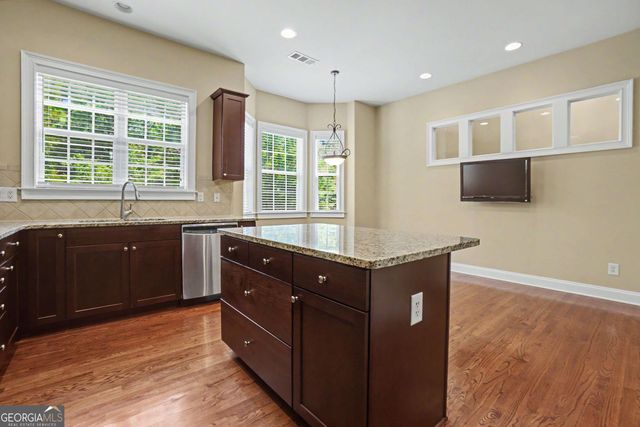 1622 Rivergreen Bend SE 26, Atlanta, GA 30339