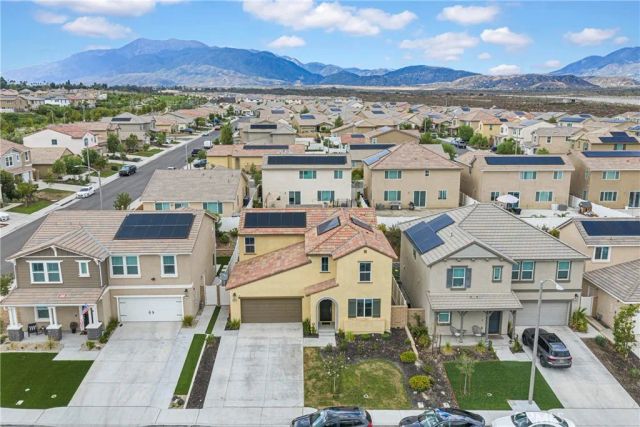 530 Cumberland Road, Rialto, CA 92377