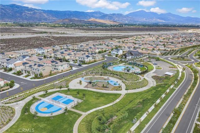 530 Cumberland Road, Rialto, CA 92377
