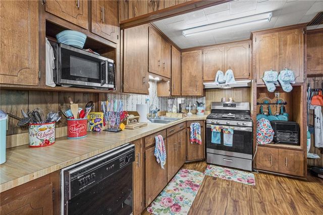 5751 Howells Ferry Road, Mobile, AL 36618