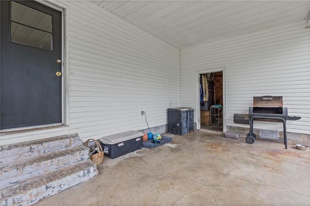 5751 Howells Ferry Road, Mobile, AL 36618