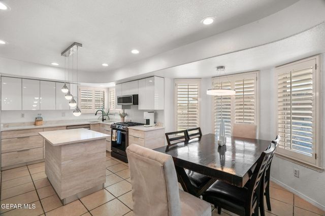 3660 TIERRA INCA Drive, El Paso, TX 79938