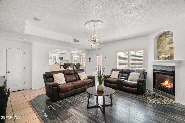 3660 TIERRA INCA Drive, El Paso, TX 79938