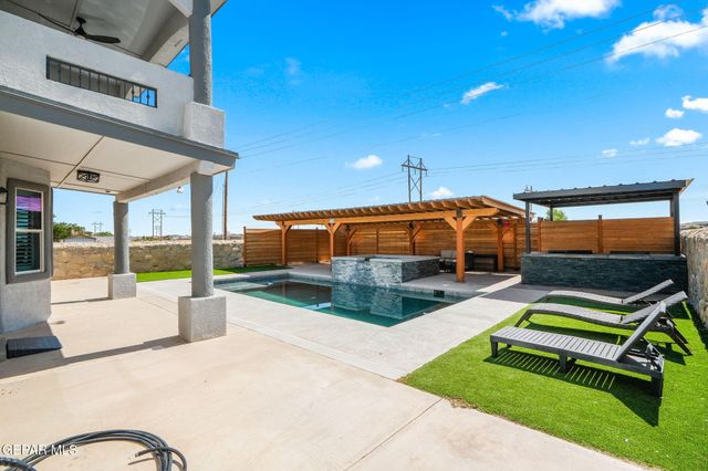 3660 TIERRA INCA Drive, El Paso, TX 79938