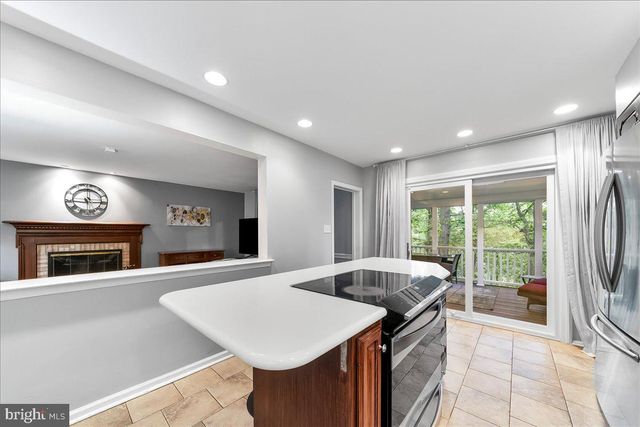 686 LIMEHOUSE RD, Wayne, PA 19087