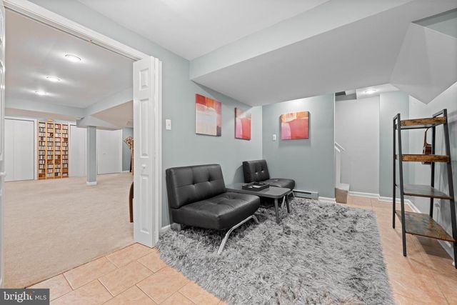 686 LIMEHOUSE RD, Wayne, PA 19087
