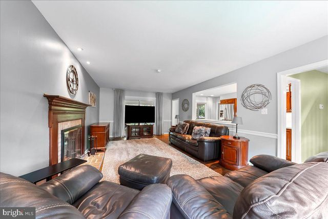 686 LIMEHOUSE RD, Wayne, PA 19087