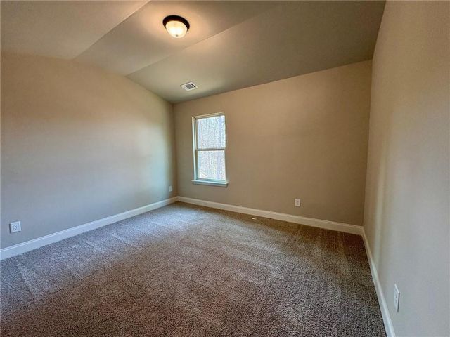 966 Lakeview Oaks Court, Grayson, GA 30017