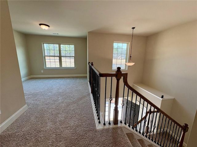 966 Lakeview Oaks Court, Grayson, GA 30017