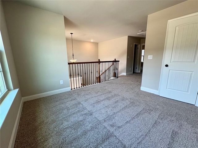 966 Lakeview Oaks Court, Grayson, GA 30017