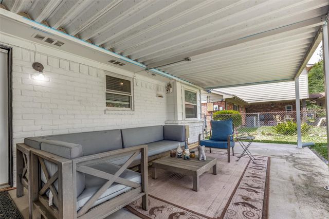 1613 Tulsa Street, Deer Park, TX 77536