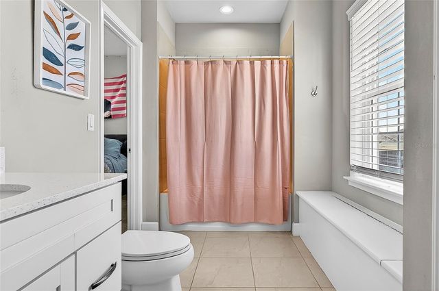 6203 W FALLSGROVE LANE, Port Orange, FL 32128