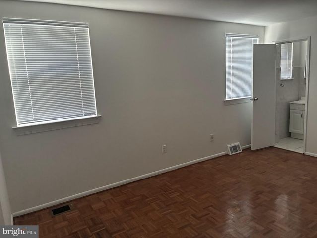 9785 HILSPACH ST, Philadelphia, PA 19115