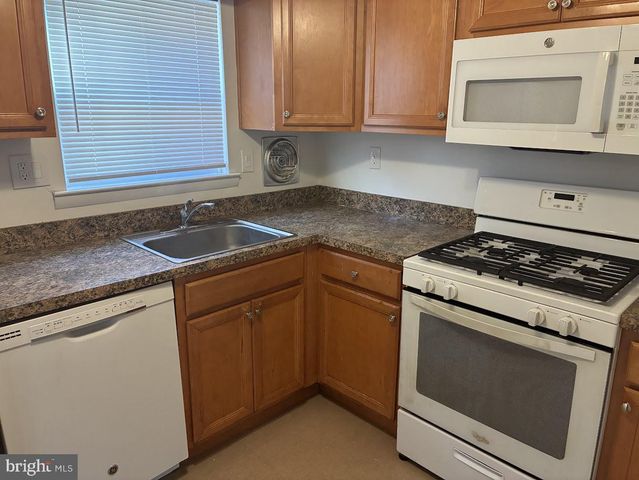 9785 HILSPACH ST, Philadelphia, PA 19115