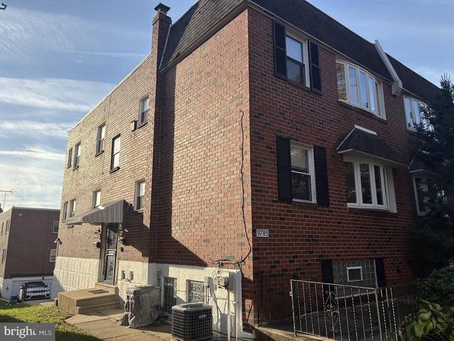 9785 HILSPACH ST, Philadelphia, PA 19115