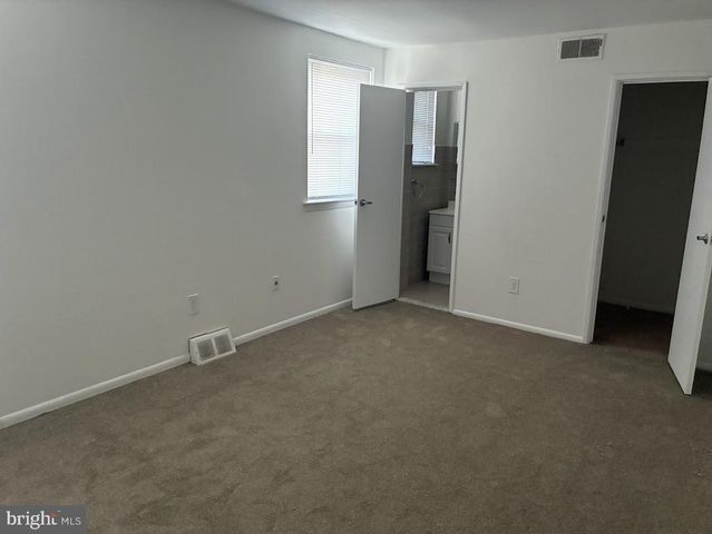9785 HILSPACH ST, Philadelphia, PA 19115