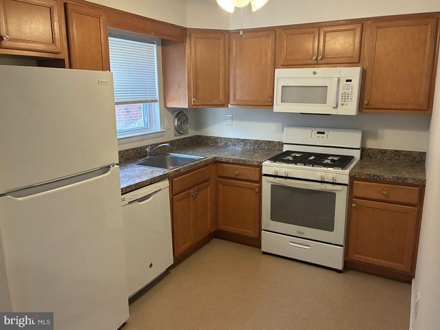 9785 HILSPACH ST, Philadelphia, PA 19115