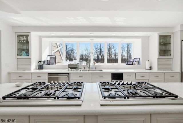 7 Post House Rd, Harding Twp., NJ 07960