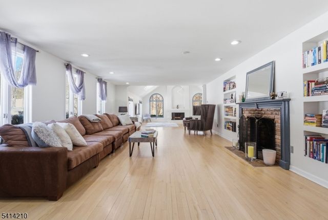 7 Post House Rd, Harding Twp., NJ 07960