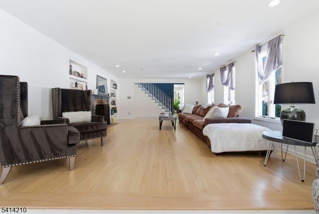 7 Post House Rd, Harding Twp., NJ 07960