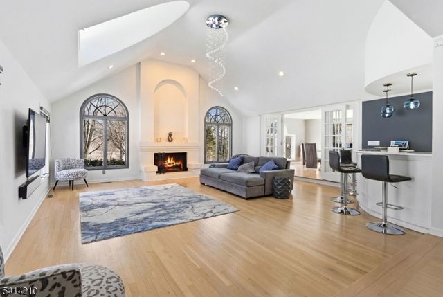 7 Post House Rd, Harding Twp., NJ 07960