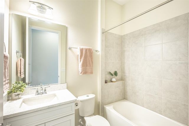 2606 MEADOWEDGE LOOP, St Cloud, FL 34772