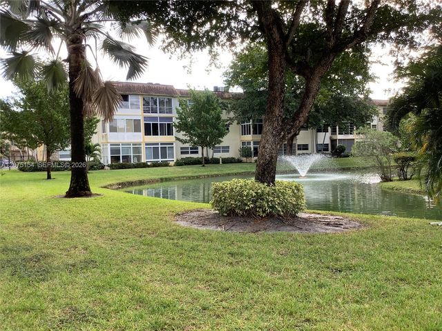 5181 W Oakland Park Boulevard 204, Lauderdale Lakes, FL 33313