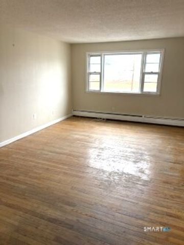 161 West Spring Street APT B4, West Haven, CT 06516