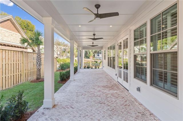 155 Laurel View Drive, St. Simons Island, GA 31522