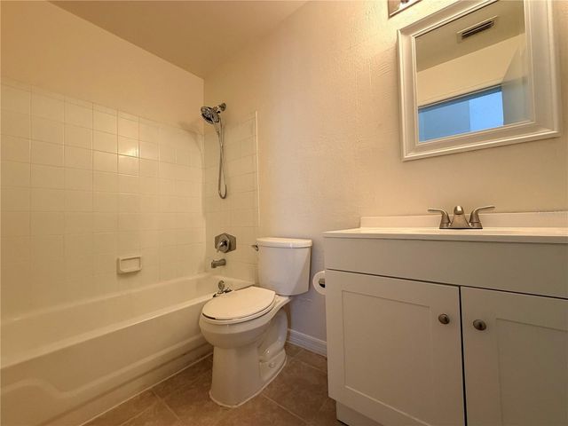 6184 WESTGATE DRIVE 204, Orlando, FL 32835